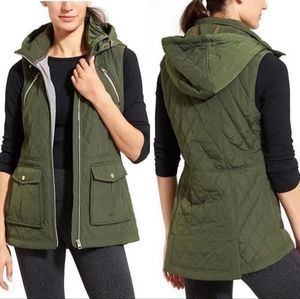 Athleta Quilted Vest